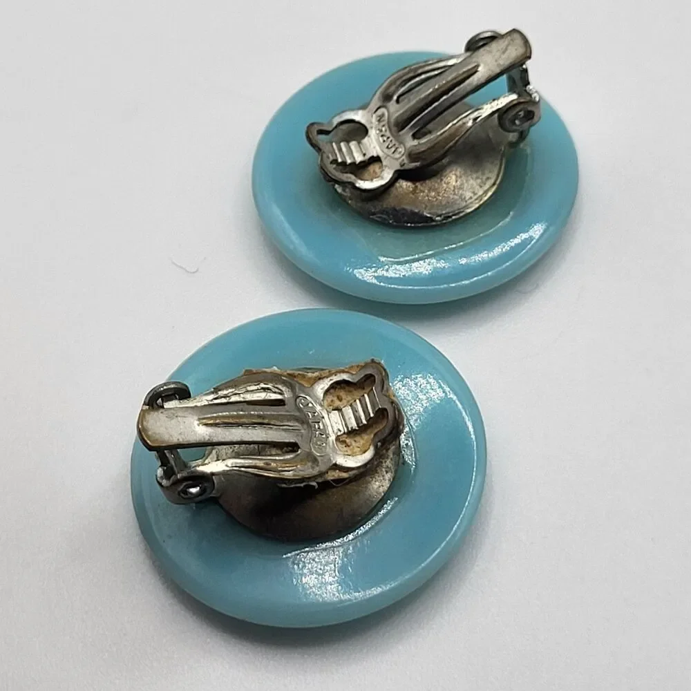 Lot of 5 Clip On Earrrings Vintage 60s 